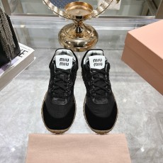 ミュウミュウ靴 Miu Miu 2025新作 カジュアルシューズ