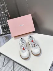 ミュウミュウ靴 Miu Miu 2025新作 カジュアルスポーツシューズ