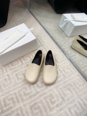 ディオール靴 DIOR 2025新作 丸いつま先靴