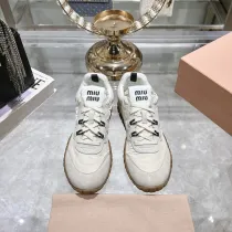 ミュウミュウ靴 Miu Miu 2025新作 カジュアルシューズ