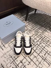 プラダ靴 PRADA 2025新作 カジュアルシューズ