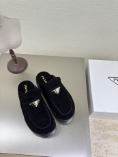 プラダ靴 PRADA 2025新作 ローファー