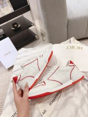 ディオール靴 DIOR 2025新作 白い靴