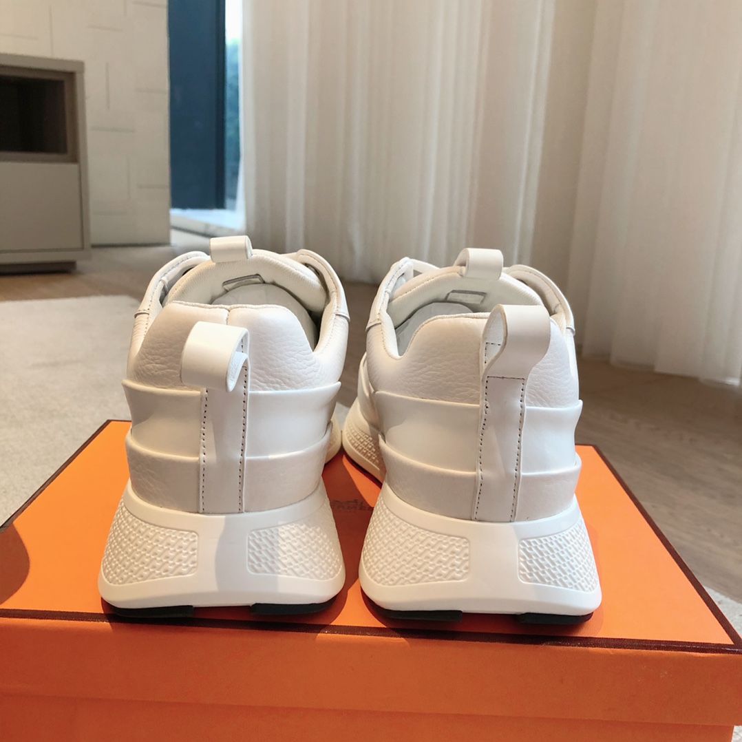 エルメス靴 HERMES 2025新作 ダッドシューズ