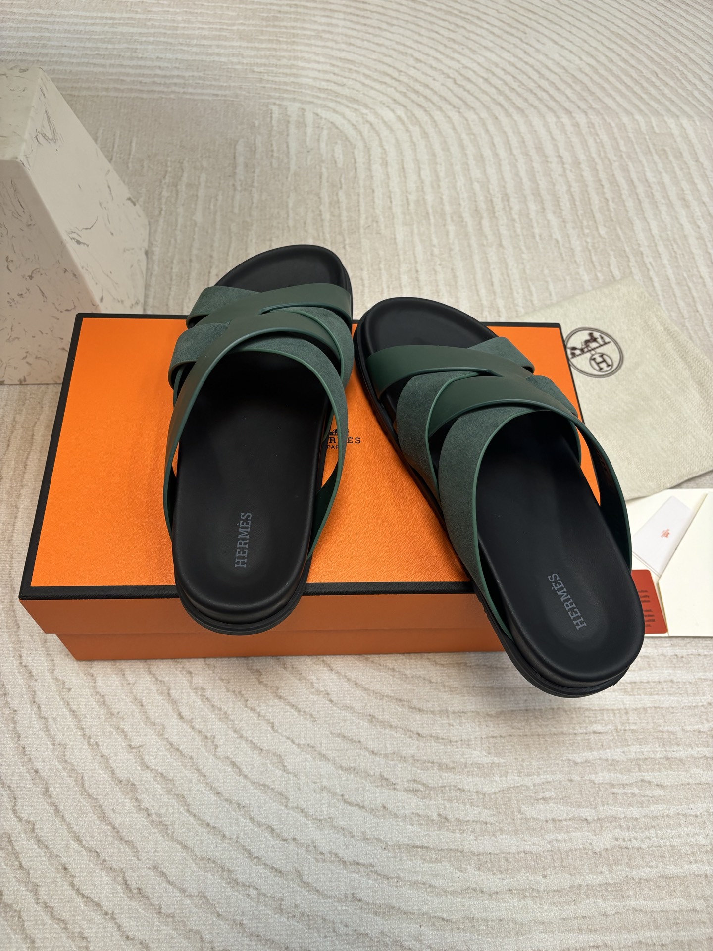 エルメス靴 HERMES 2025新作 スリッパ