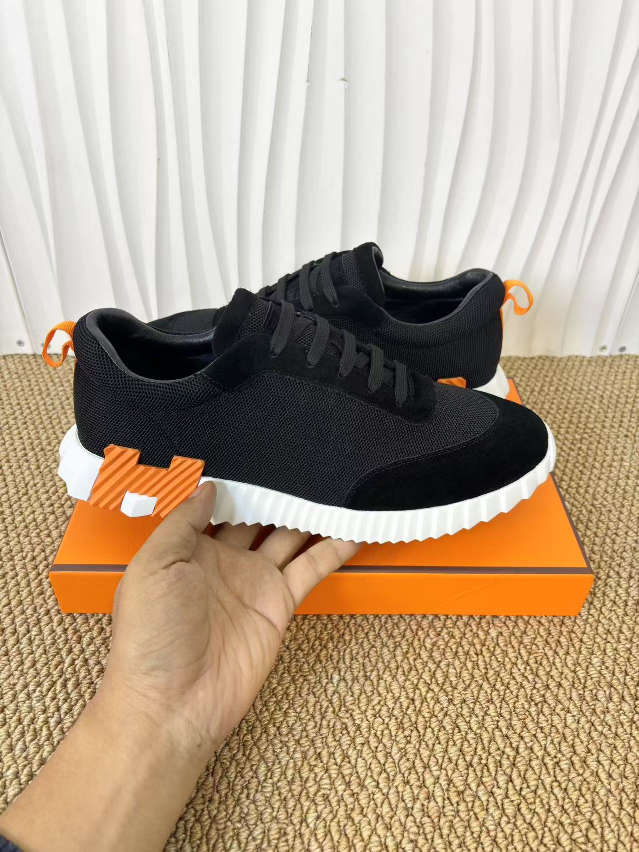 エルメス靴 HERMES 2025新作 白い靴
