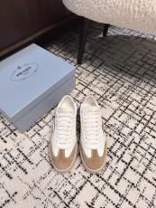 プラダ靴 PRADA 2025新作 カジュアルシューズ