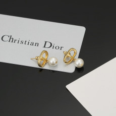 ディオールイヤリング DIOR 2025新作 イヤリング