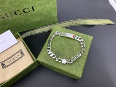 グッチブレスレット GUCCI 2025新作 ブレスレット