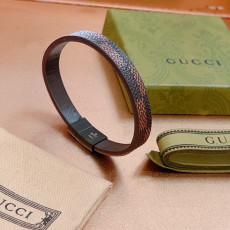 グッチブレスレット GUCCI 2025新作 ブレスレット