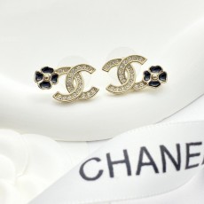 シャネルイヤリング CHANEL 2025新作 イヤリング