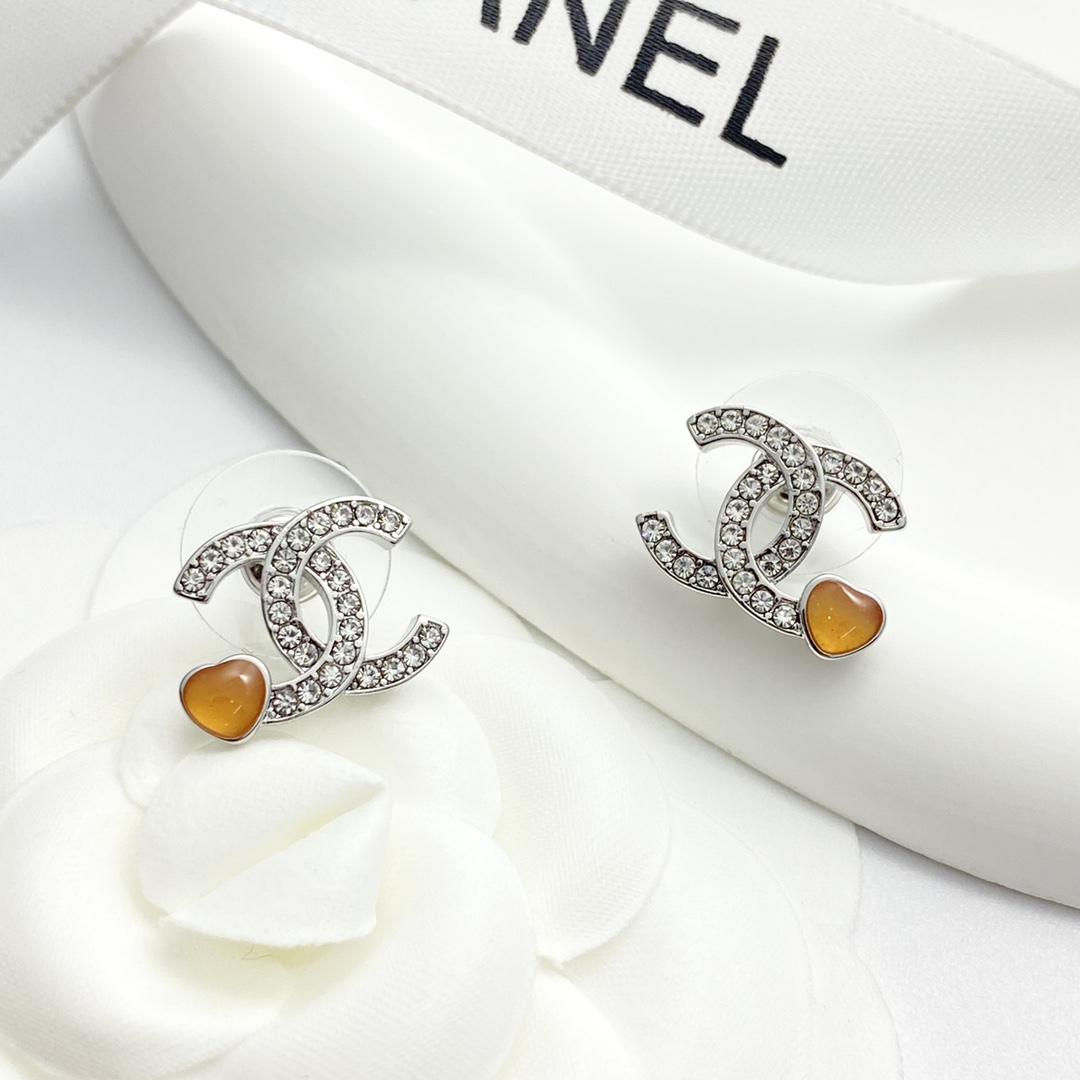 シャネルイヤリング CHANEL 2025新作 イヤリング