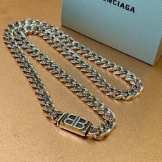 バレンシアガネックレス BALENCIAGA 2025新作 ネックレス