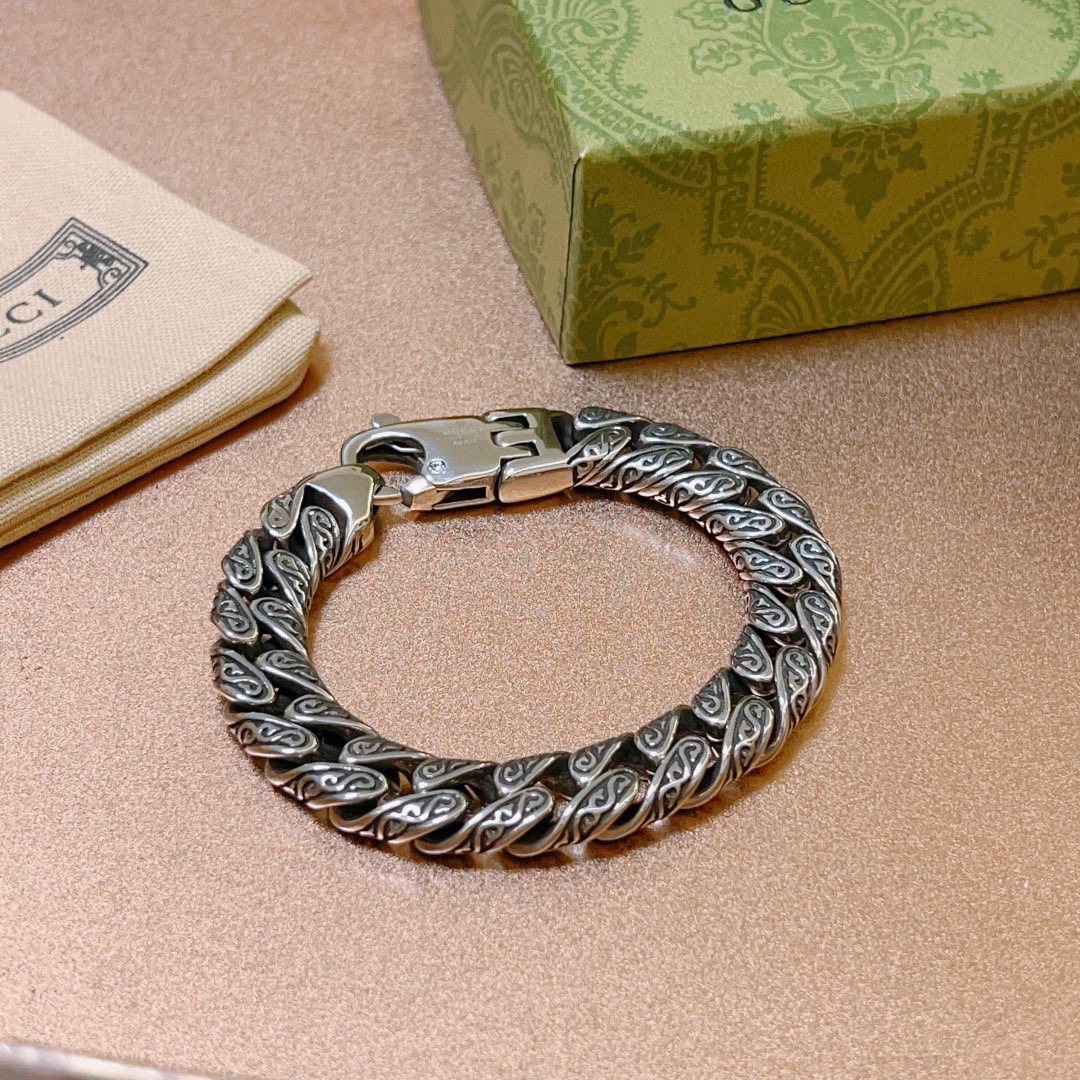 グッチブレスレット GUCCI 2025新作 ブレスレット