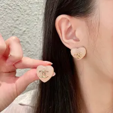 シャネルイヤリング CHANEL 2025新作 イヤリング