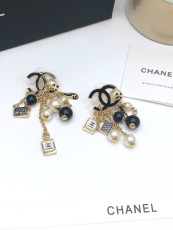 シャネルイヤリング CHANEL 2025新作 イヤリング