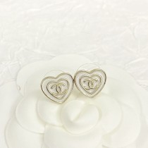 シャネルイヤリング CHANEL 2025新作 イヤリング