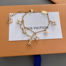 ルイヴィトンブレスレット LOUIS VUITTON 2025新作 ブレスレット