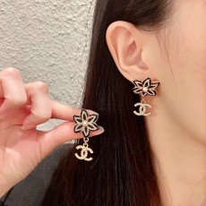 シャネルイヤリング CHANEL 2025新作 イヤリング