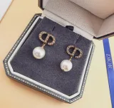 ディオールイヤリング DIOR 2025新作 イヤリング