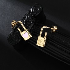 ルイヴィトンイヤリング LOUIS VUITTON 2025新作 イヤリング