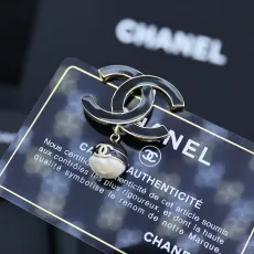 シャネルブローチ CHANEL 2025新作 ブローチ