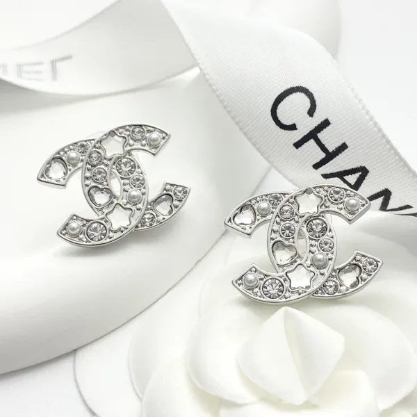 シャネルイヤリング CHANEL 2025新作 イヤリング
