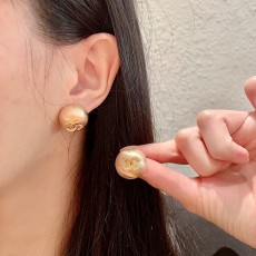 シャネルイヤリング CHANEL 2025新作 イヤリング