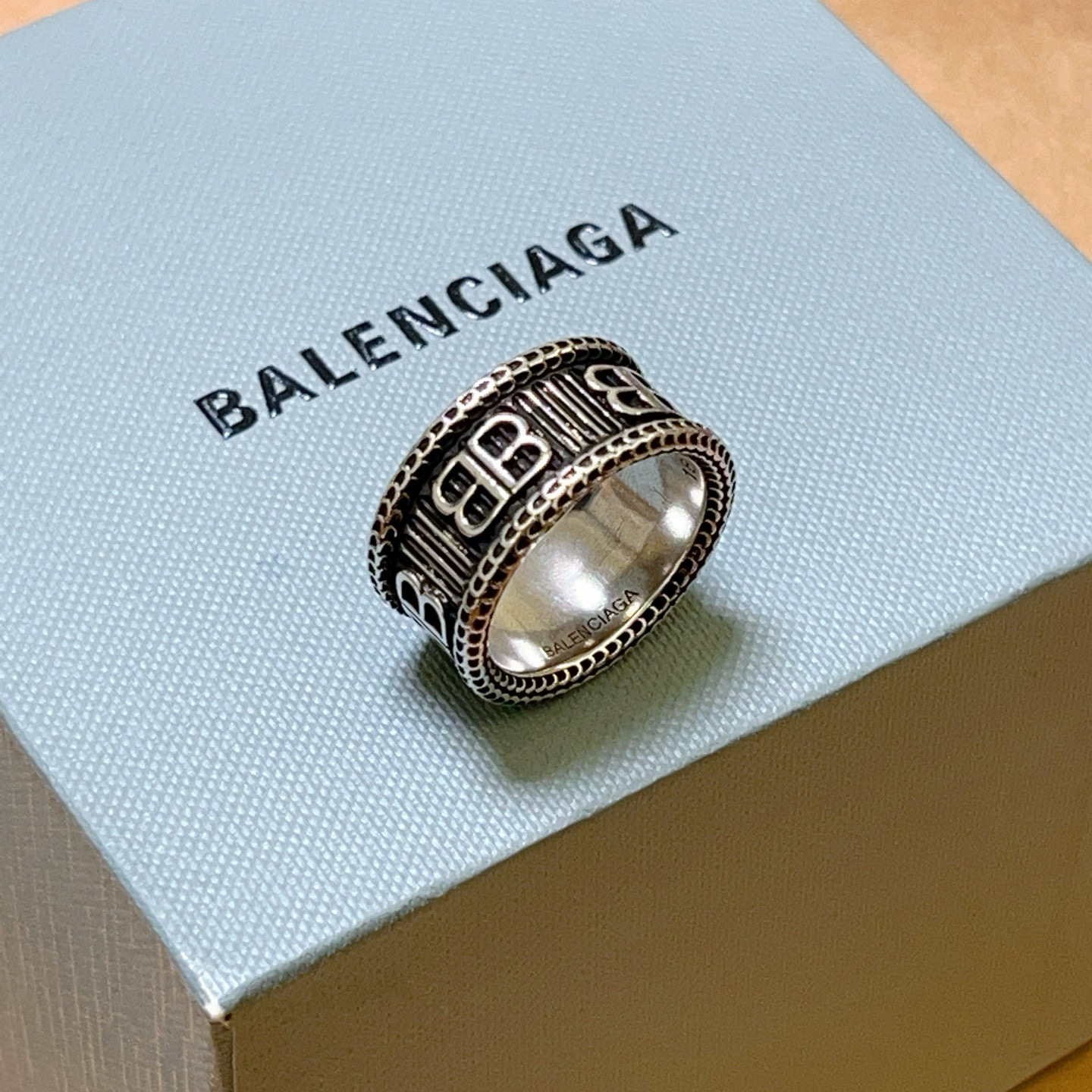 バレンシアガ指輪 BALENCIAGA 2025新作 指輪