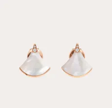 ブルガリイヤリング BVLGARI 2025新作 イヤリング