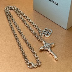 バレンシアガネックレス BALENCIAGA 2025新作 ネックレス