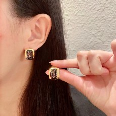 サンローランイヤリング Yves Saint Laurent 2025新作 イヤリング