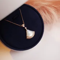 ブルガリネックレス BVLGARI 2025新作 ネックレス