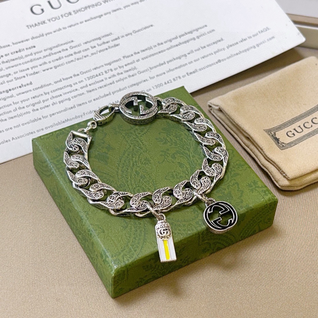 グッチブレスレット GUCCI 2025新作 ブレスレット
