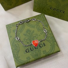 グッチブレスレット GUCCI 2025新作 ブレスレット