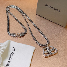 バレンシアガネックレス BALENCIAGA 2025新作 ネックレス