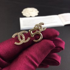 シャネルイヤリング CHANEL 2025新作 イヤリング