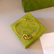 グッチブレスレット GUCCI 2025新作 ブレスレット