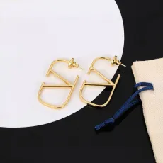 ヴァレンティノイヤリング VALENTINO 2025新作 イヤリング