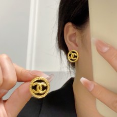 シャネルイヤリング CHANEL 2025新作 イヤリング