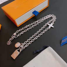 ルイヴィトンネックレス LOUIS VUITTON 2025新作 ネックレス