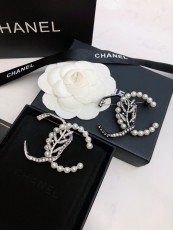 シャネルブローチ CHANEL 2025新作 ブローチ