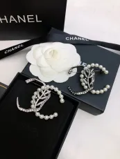 シャネルブローチ CHANEL 2025新作 ブローチ