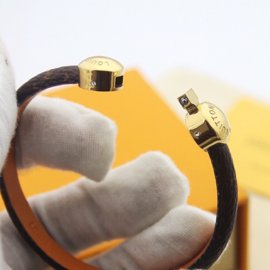 ルイヴィトンブレスレット LOUIS VUITTON 2025新作 ブレスレット