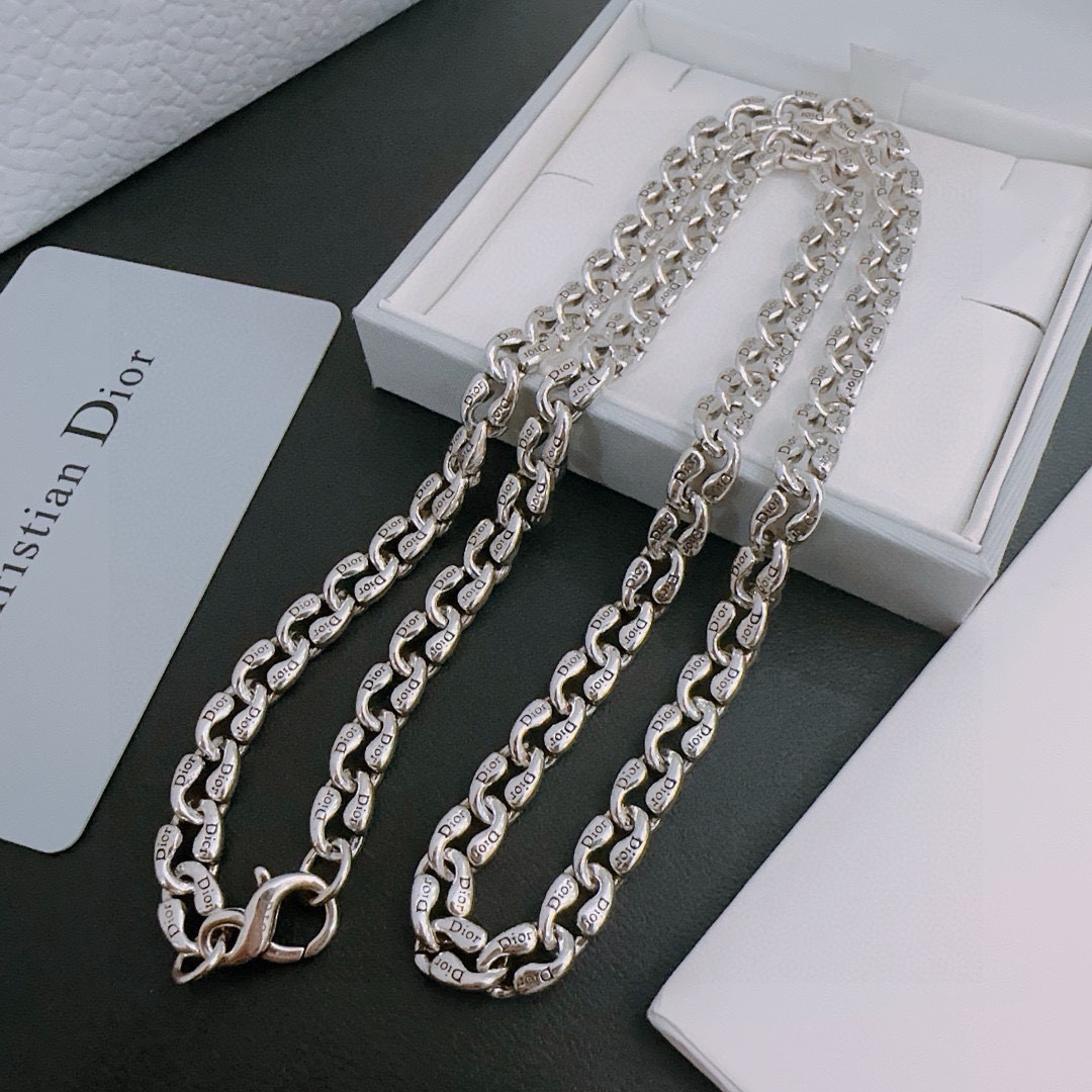 ディオールブレスレット DIOR 2025新作 ブレスレット
