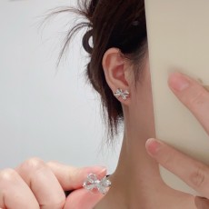 シャネルイヤリング CHANEL 2025新作 イヤリング