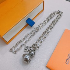 ルイヴィトンネックレス LOUIS VUITTON 2025新作 ネックレス