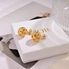 ディオールイヤリング DIOR 2025新作 イヤリング