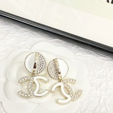 シャネルイヤリング CHANEL 2025新作 イヤリング