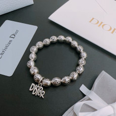 ディオールブレスレット DIOR 2025新作 ブレスレット
